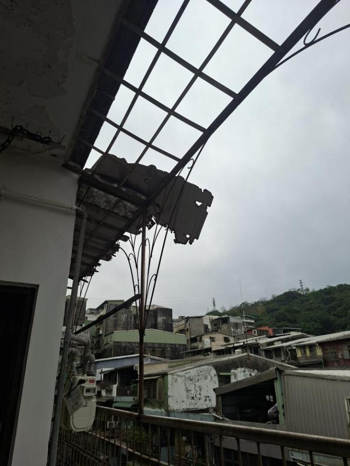 遮雨棚安裝案件圖片