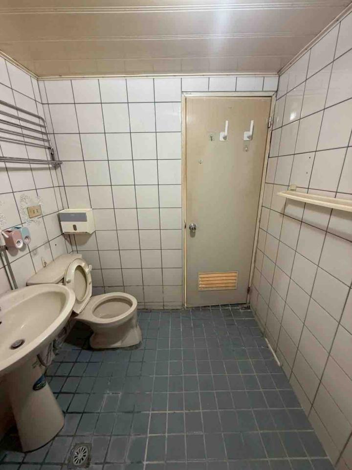 馬桶裝修案件圖片