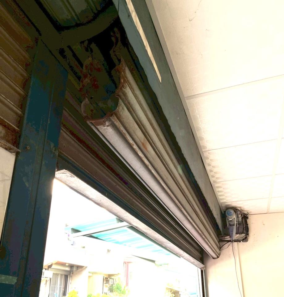 鐵捲門維修案件圖片