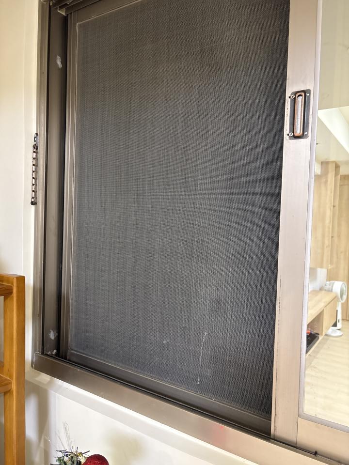 陽台紗網安裝案件圖片