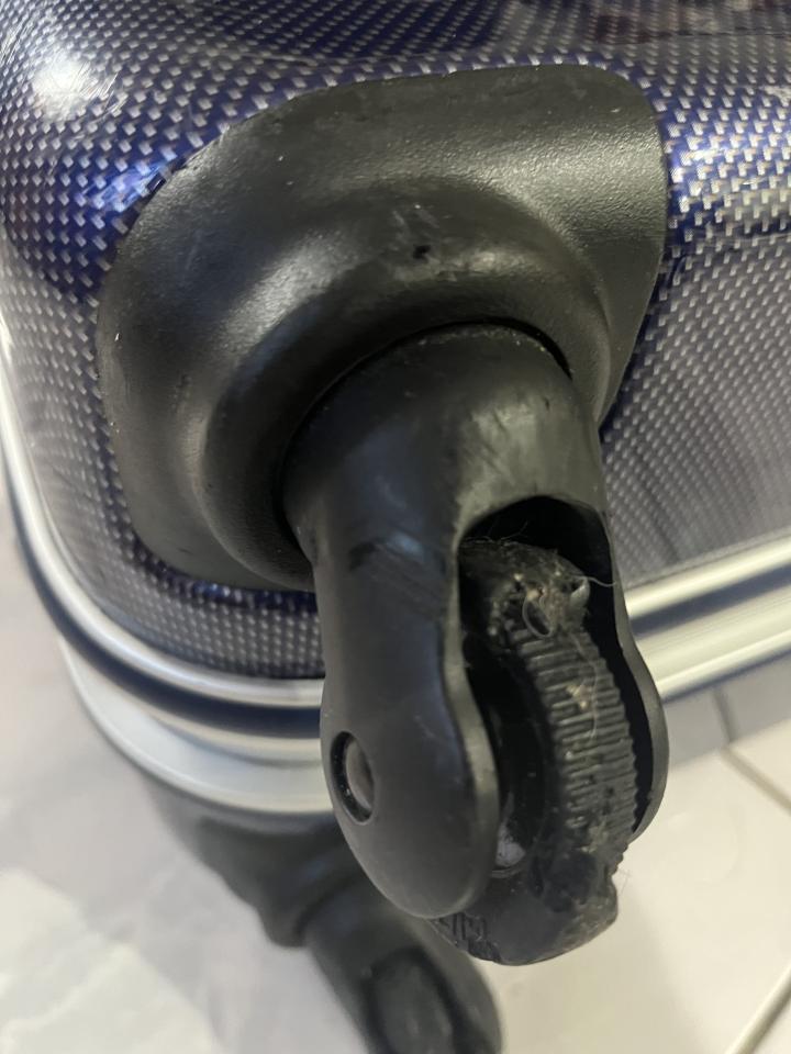 行李箱維修案件圖片