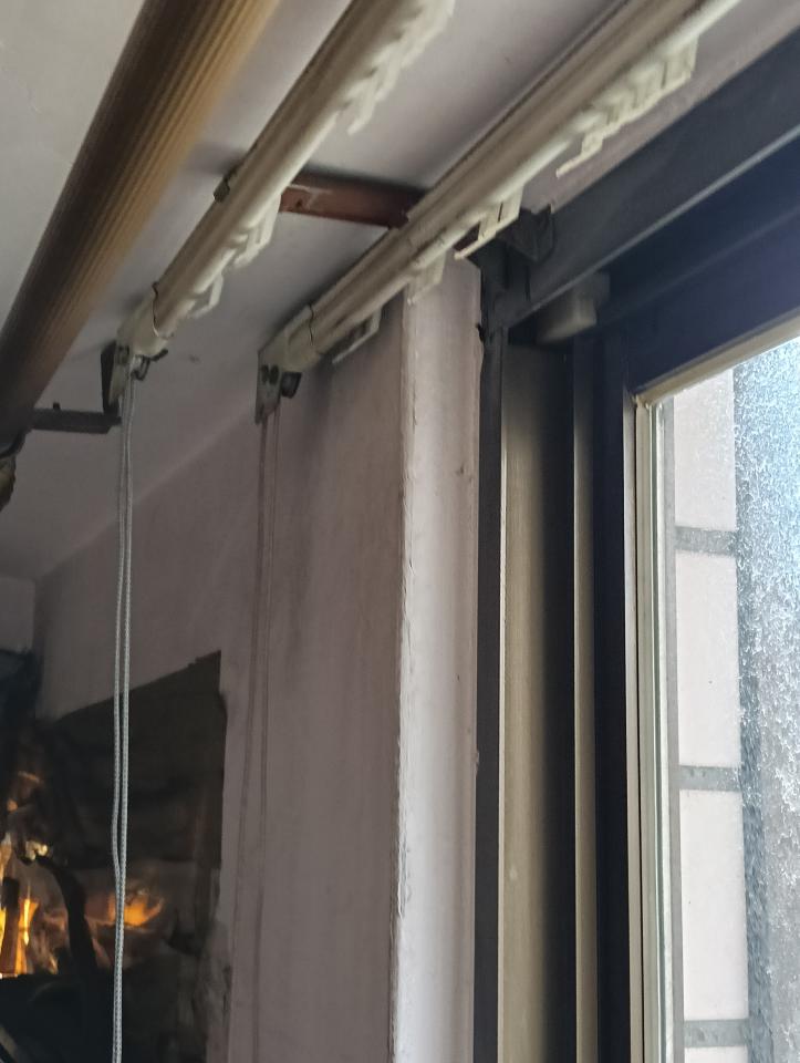 窗簾安裝維修案件圖片