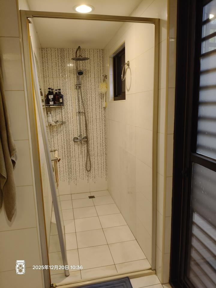 淋浴拉門安裝維修案件圖片