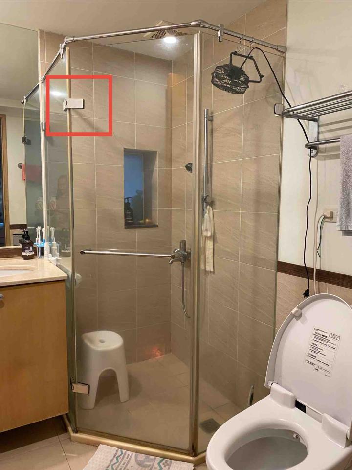 淋浴拉門安裝維修案件圖片