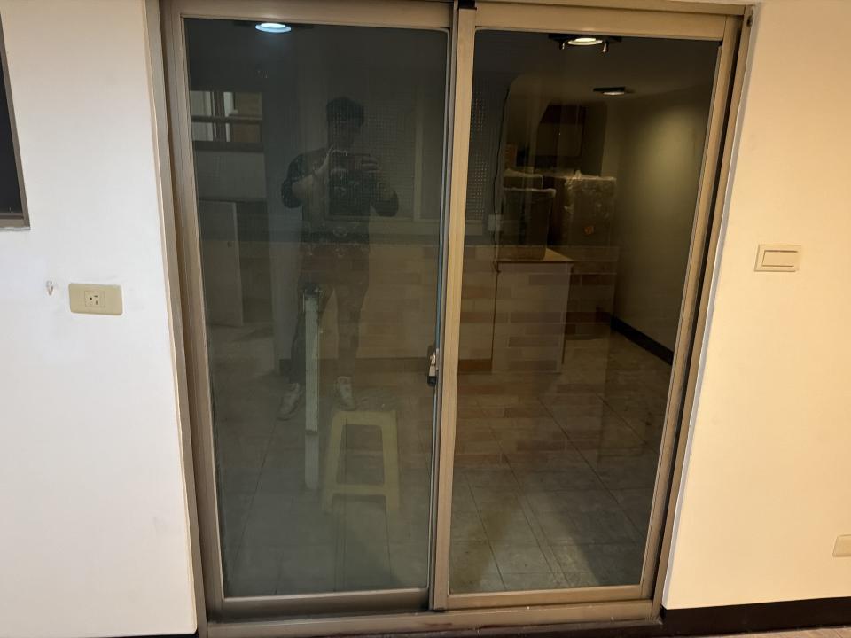 玻璃清潔案件圖片