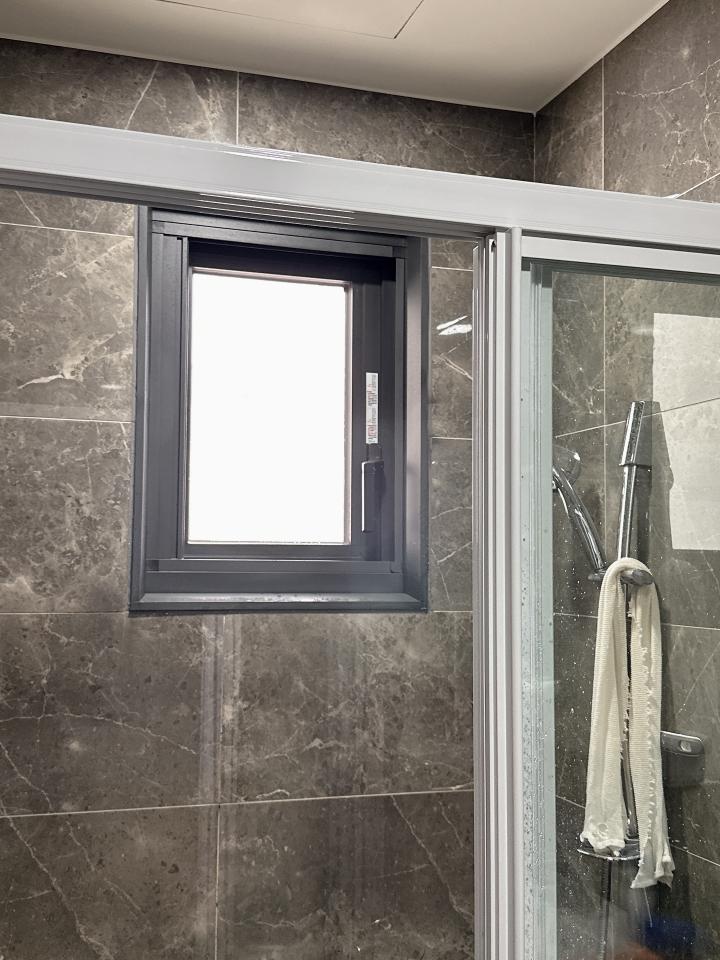 玻璃清潔案件圖片