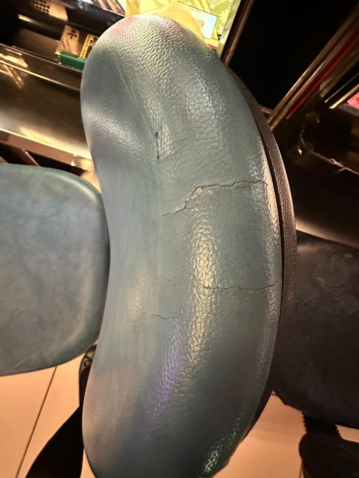 沙發修理案件圖片