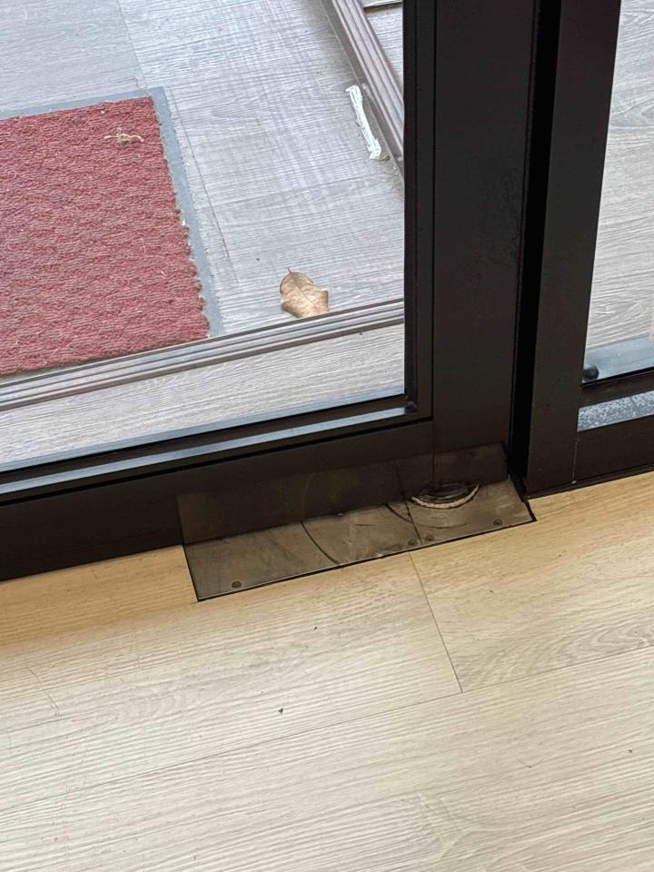 門片維修案件圖片