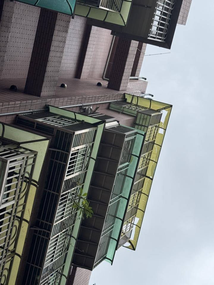 採光罩案件圖片