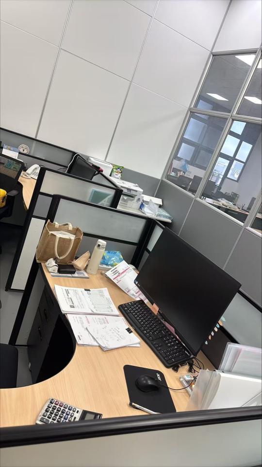 辦公家具回收案件圖片