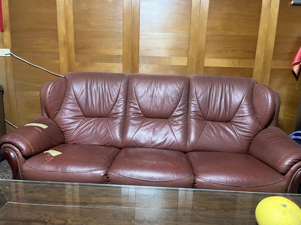 沙發修理案件圖片