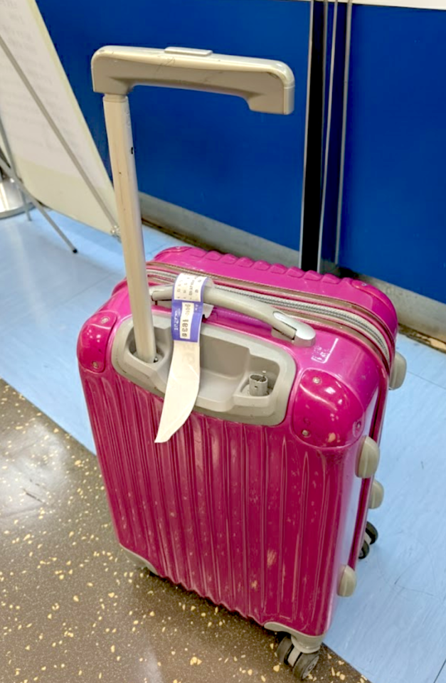 行李箱維修案件圖片