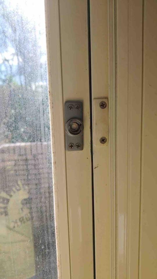 窗戶維修案件圖片