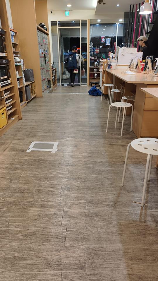 地板維修案件圖片