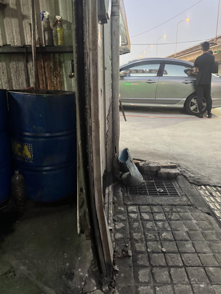 門片維修案件圖片