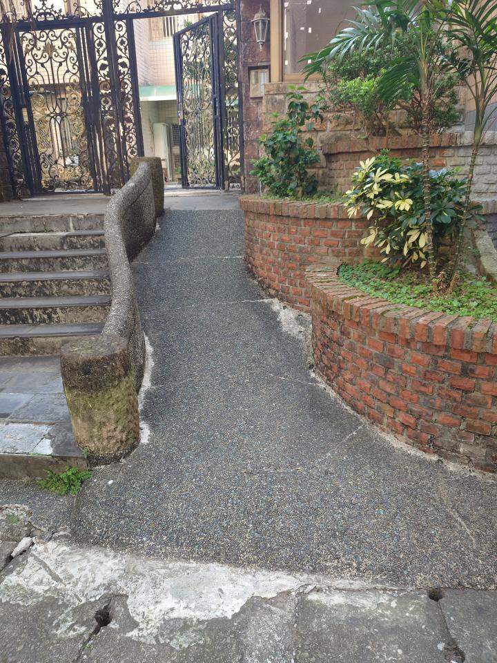 樓梯扶手案件圖片