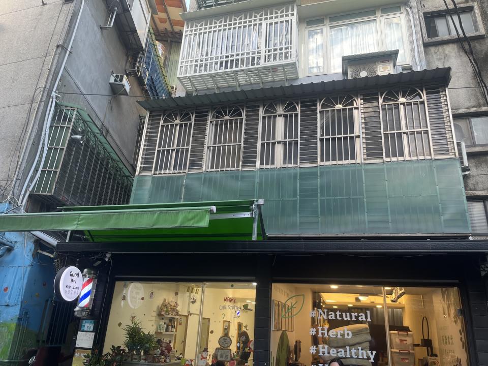 遮雨棚安裝案件圖片