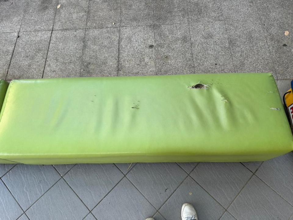 沙發修理案件圖片