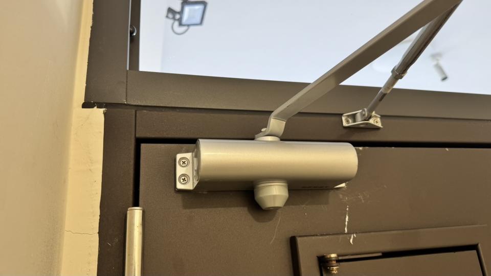 門片維修案件圖片