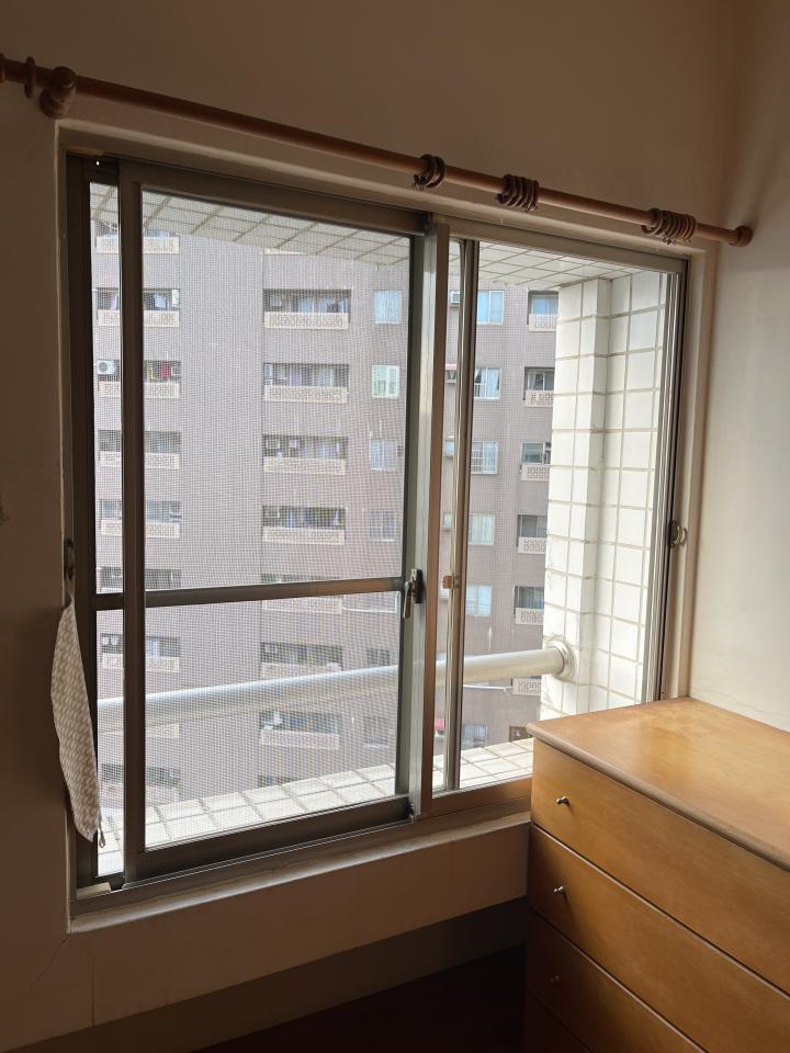 窗簾安裝維修案件圖片