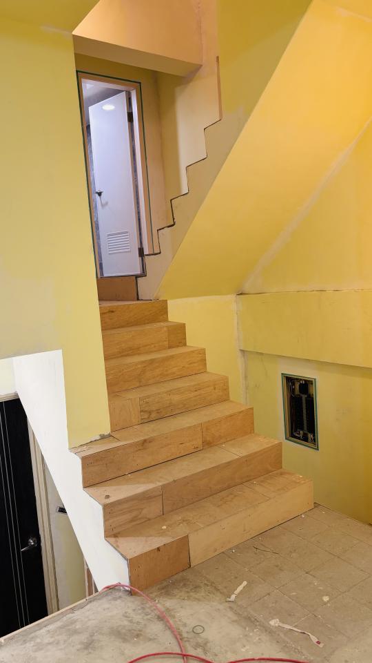 樓梯扶手案件圖片