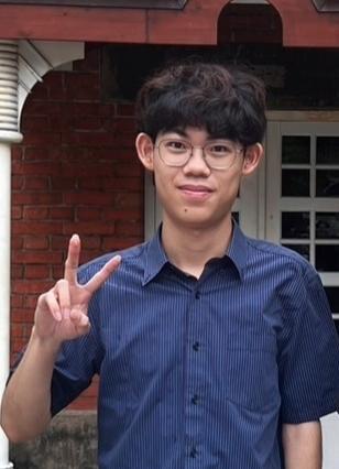 提供108會考數學服務的專家黃暐翔