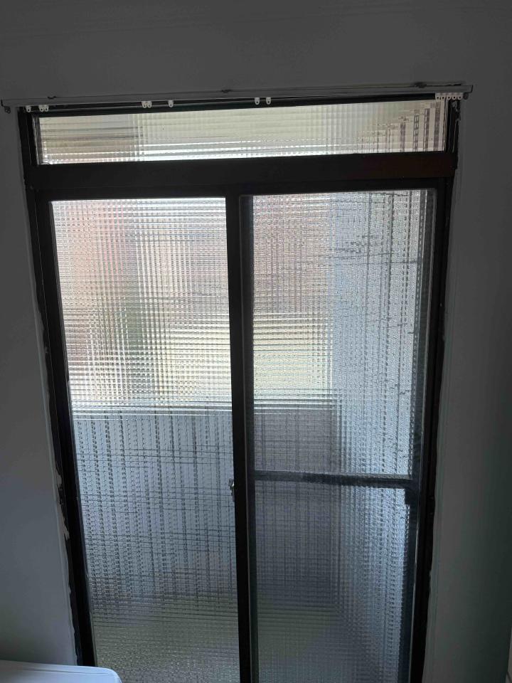 窗簾安裝維修案件圖片