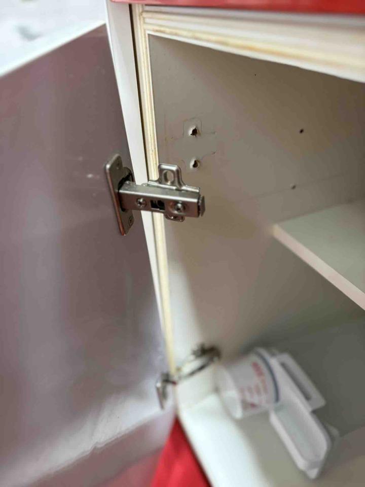 櫥櫃門片更換案件圖片