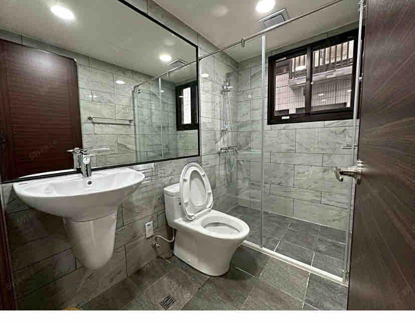 淋浴拉門安裝維修案件圖片