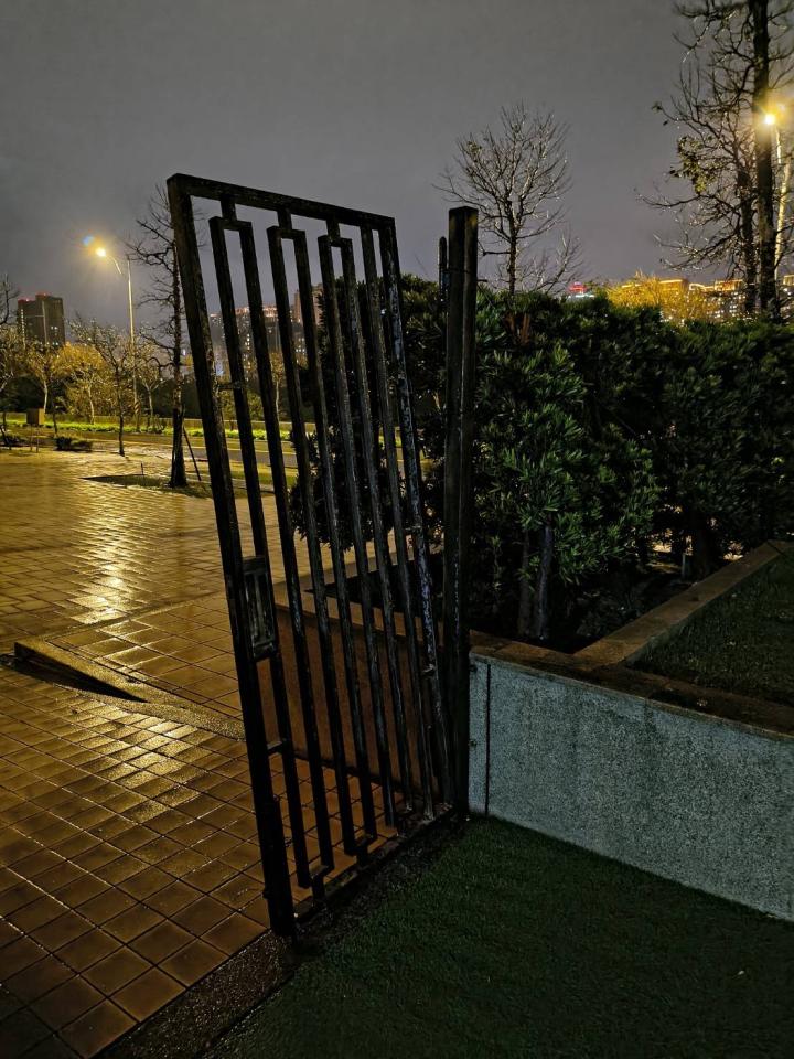 門片維修案件圖片