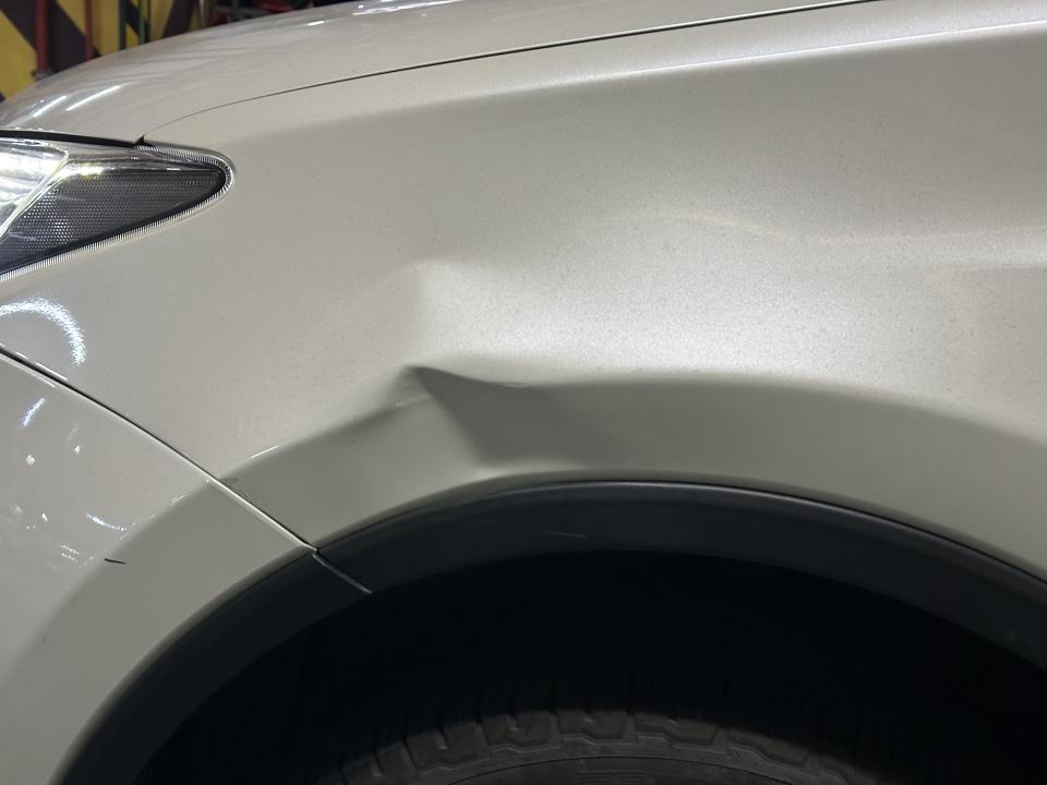 汽車板金烤漆案件圖片