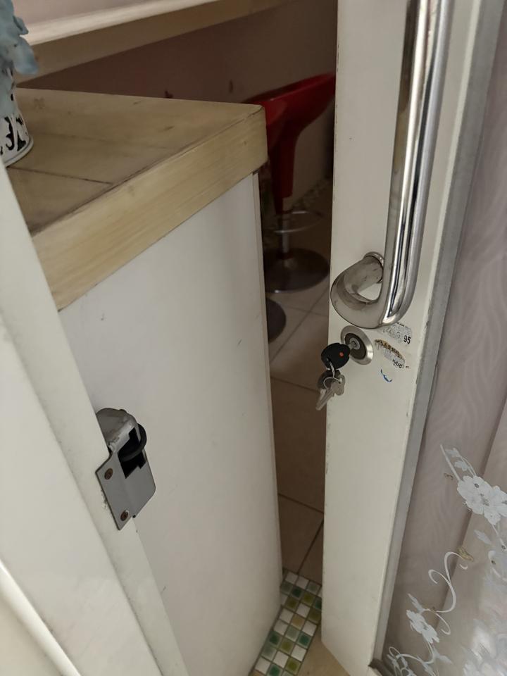 門片維修案件圖片