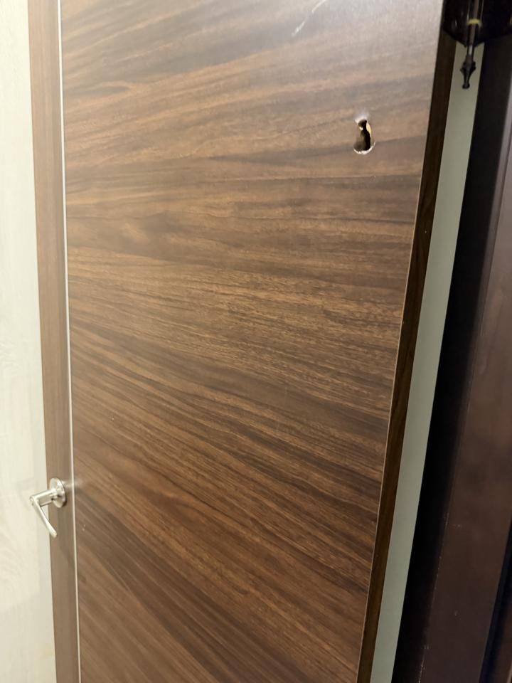 門片維修案件圖片