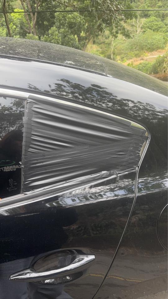 汽車玻璃修補案件圖片