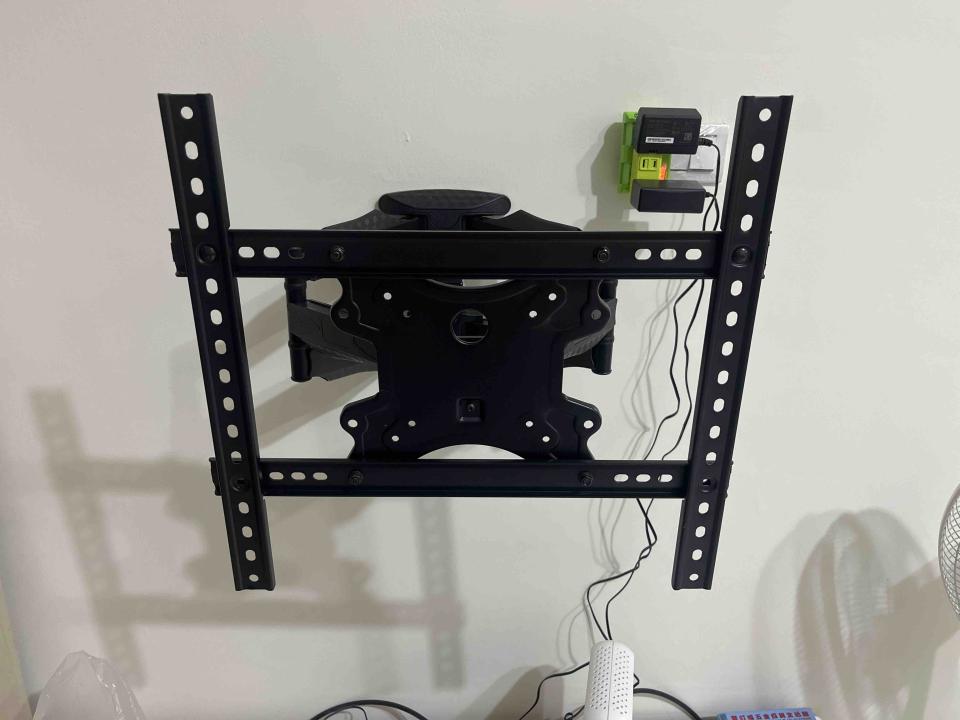 電視壁掛架安裝案件圖片