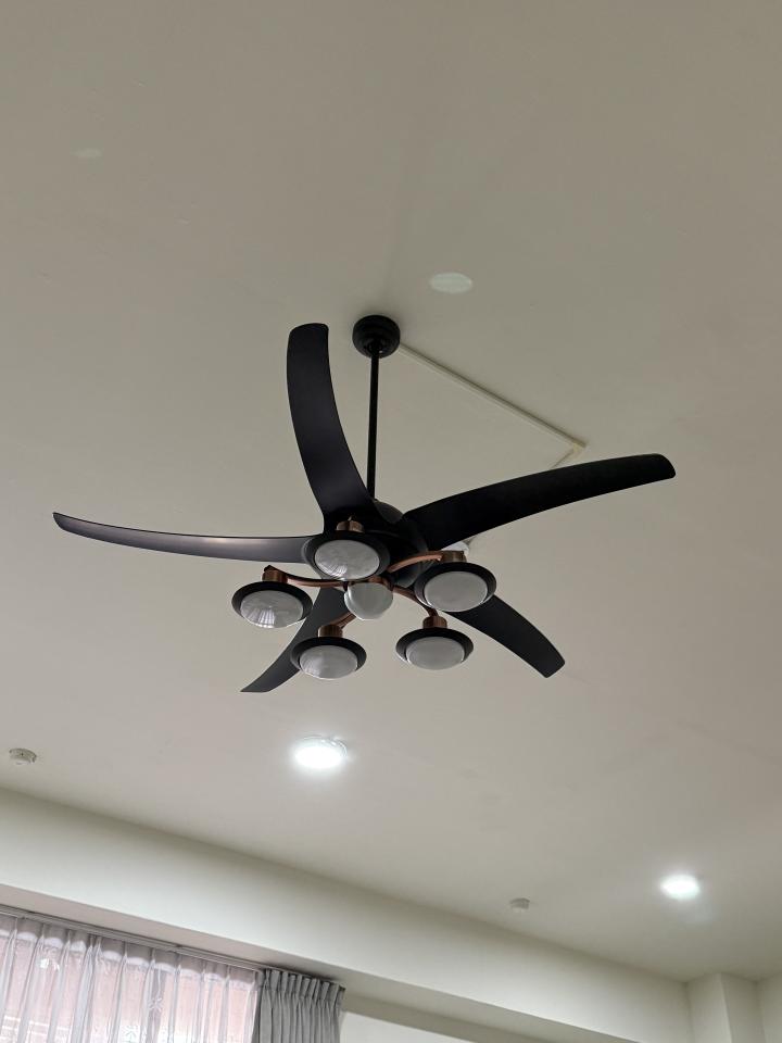 燈具維修案件圖片