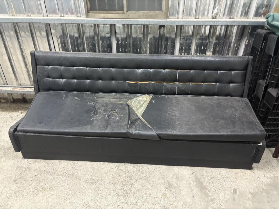 沙發修理案件圖片