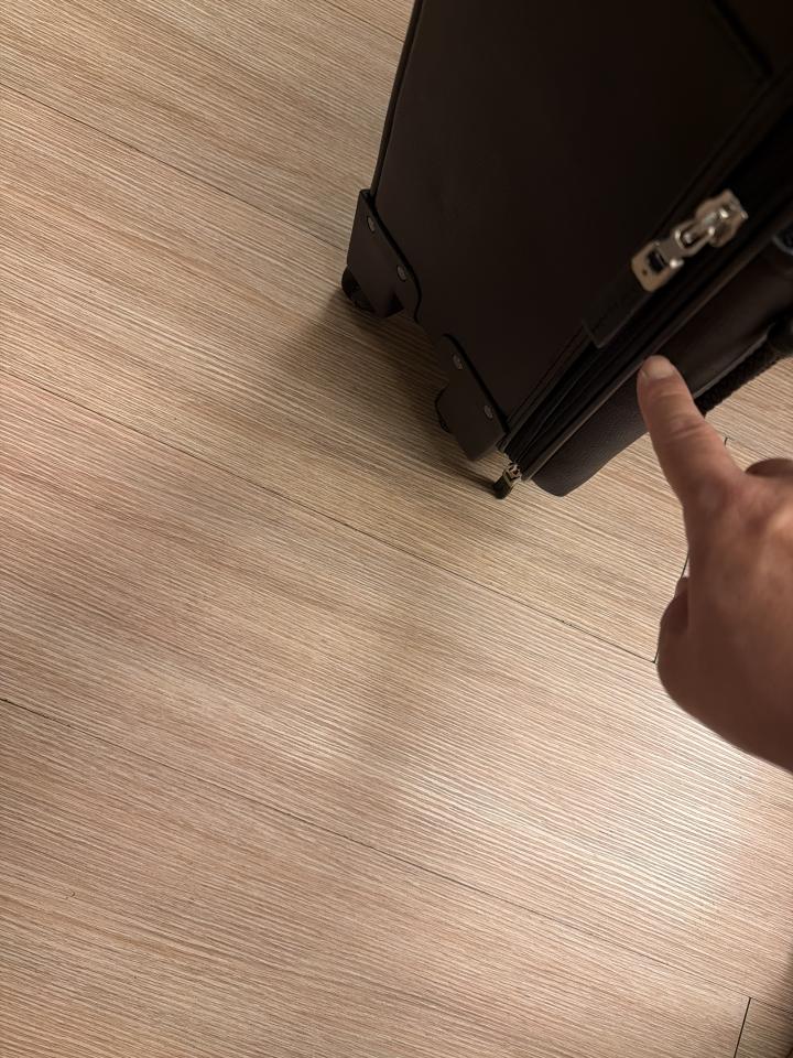 行李箱維修案件圖片