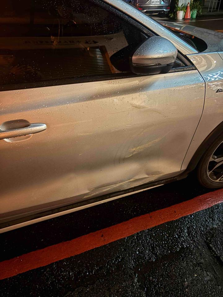 汽車板金烤漆案件圖片