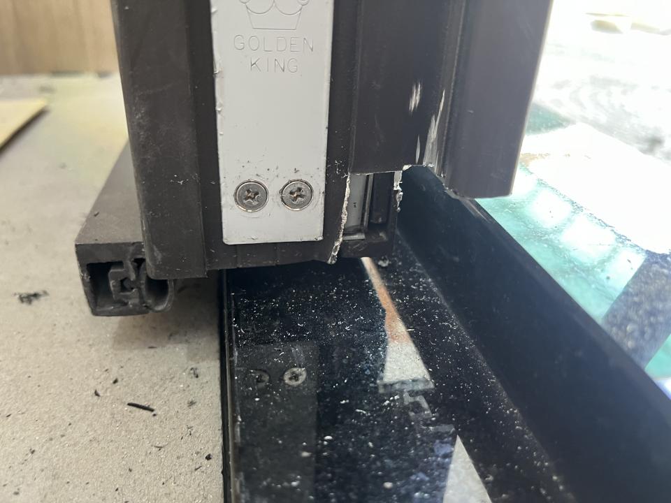 門片維修案件圖片