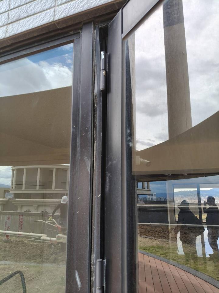 落地窗案件圖片