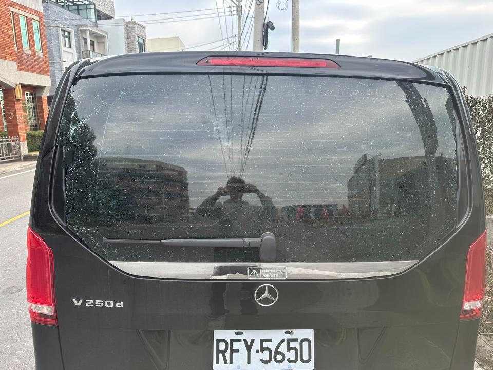 汽車玻璃修補案件圖片