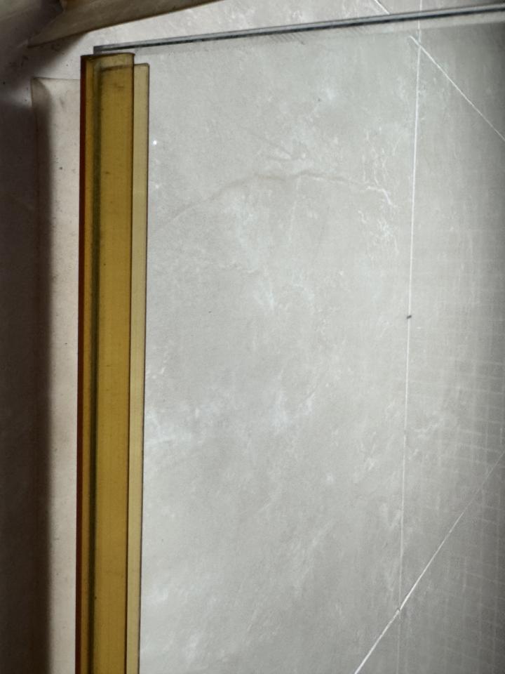 淋浴拉門安裝維修案件圖片