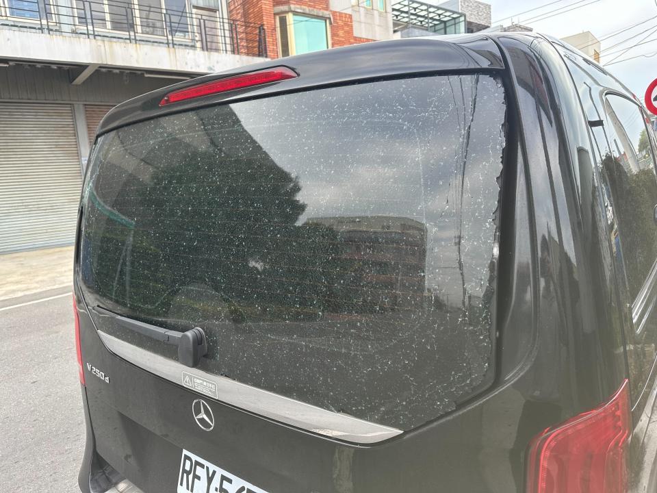 汽車玻璃修補案件圖片