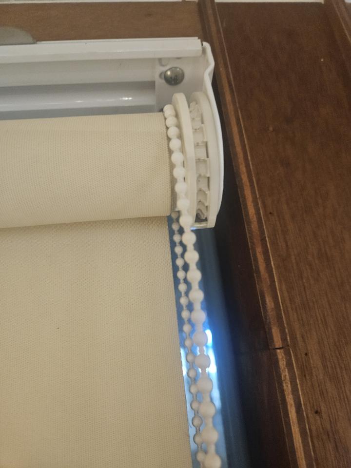 窗簾安裝維修案件圖片