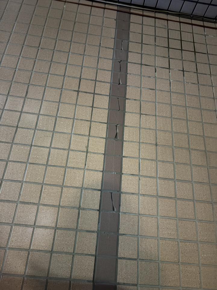 磁磚修補案件圖片