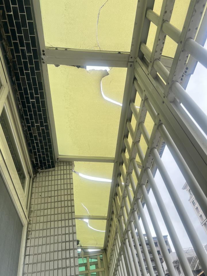 採光罩案件圖片