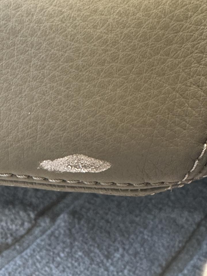 沙發修理案件圖片