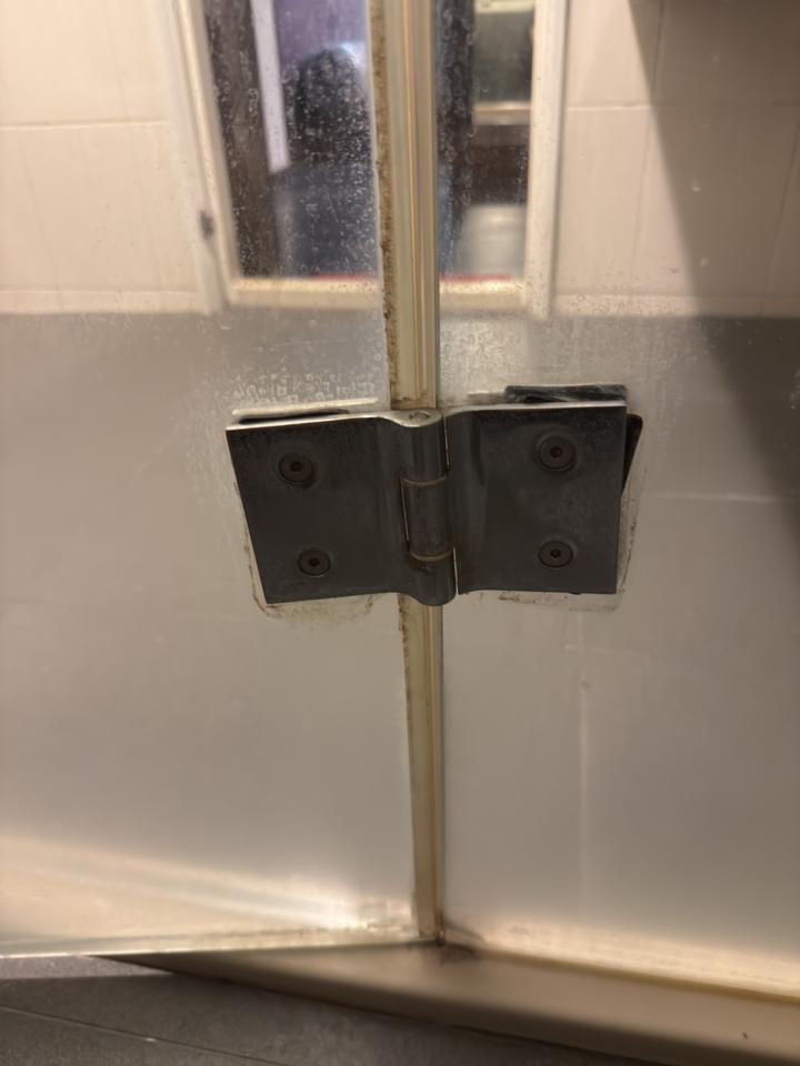 浴室門案件圖片