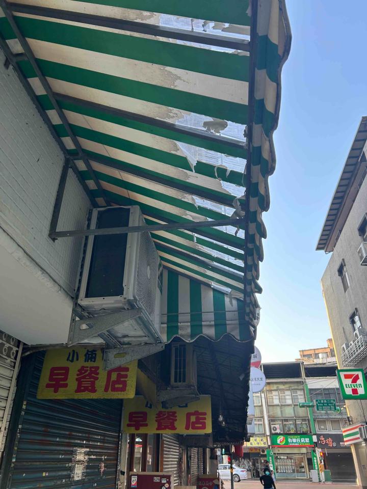 遮雨棚安裝案件圖片